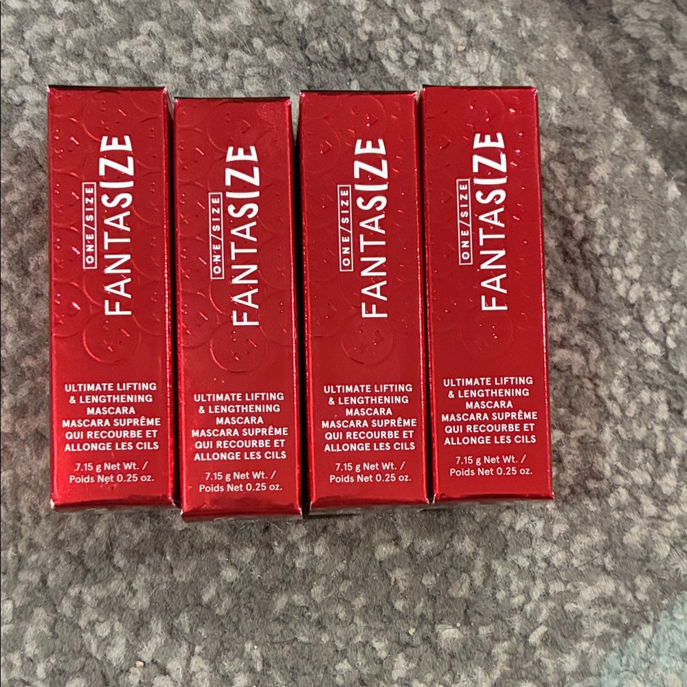 One/Size Fantasize Mascara